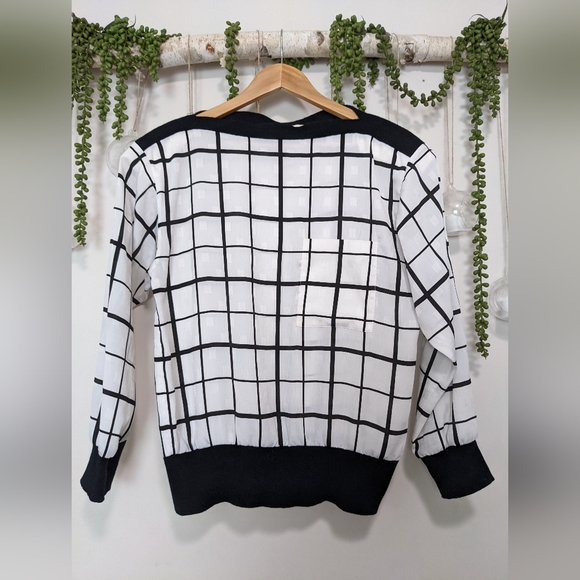 Vintage Liz Claiborne wide neck grid blouse with pocket - Picture 1 of 5